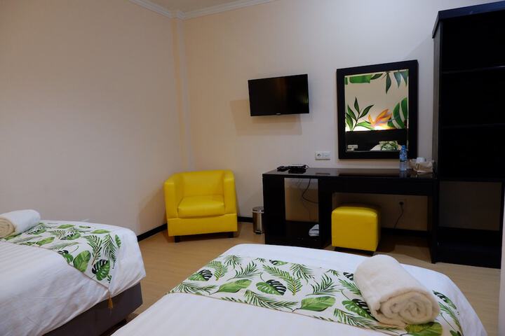 Room 5 of 21