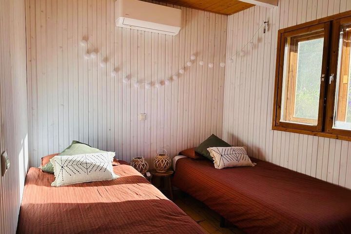 Room 5 of 60