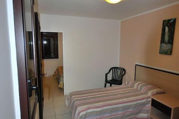Room 8 of 55