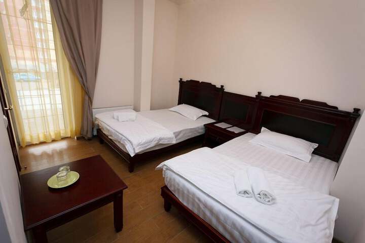 Room 9 of 43