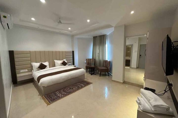 Room 20 of 40