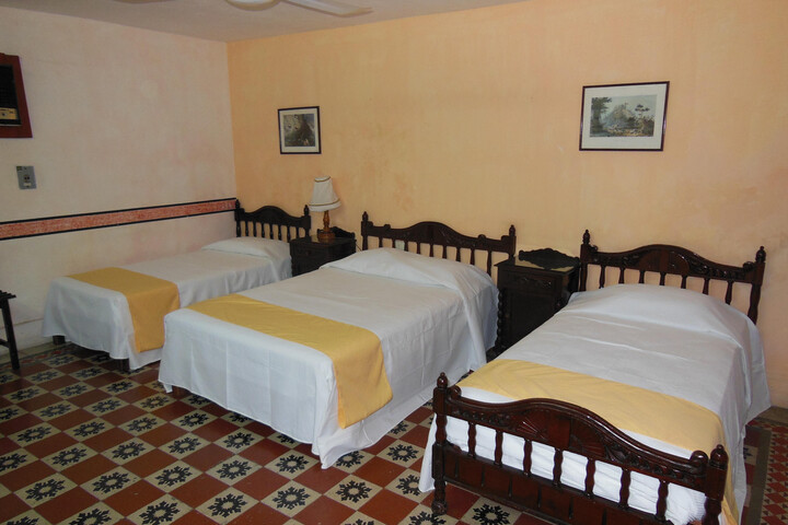 Guest room