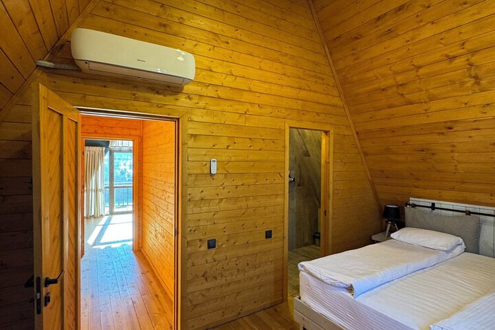 Room 19 of 65
