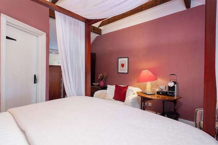 Room 40 of 81