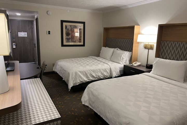 Room 27 of 101