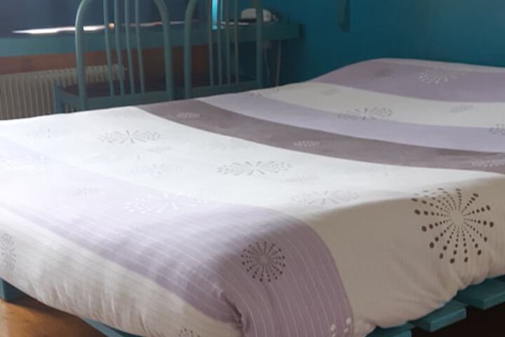 Room 4 of 18