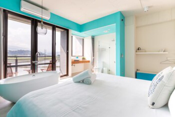 Room 86 of 89