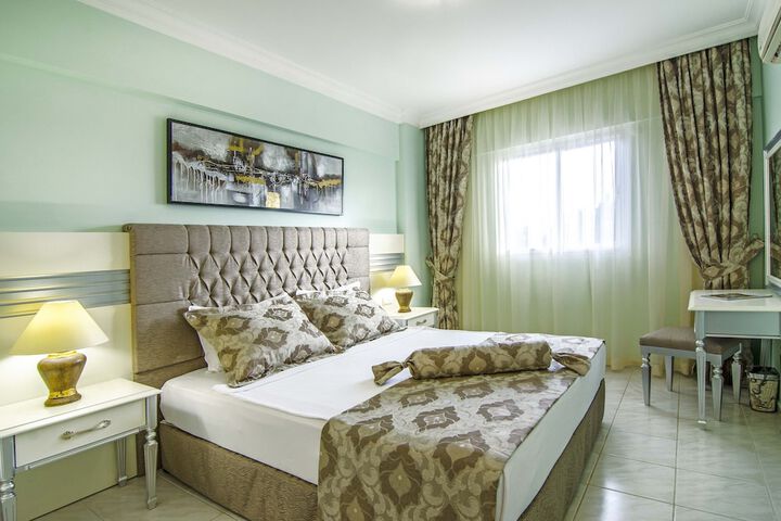 Room 28 of 135