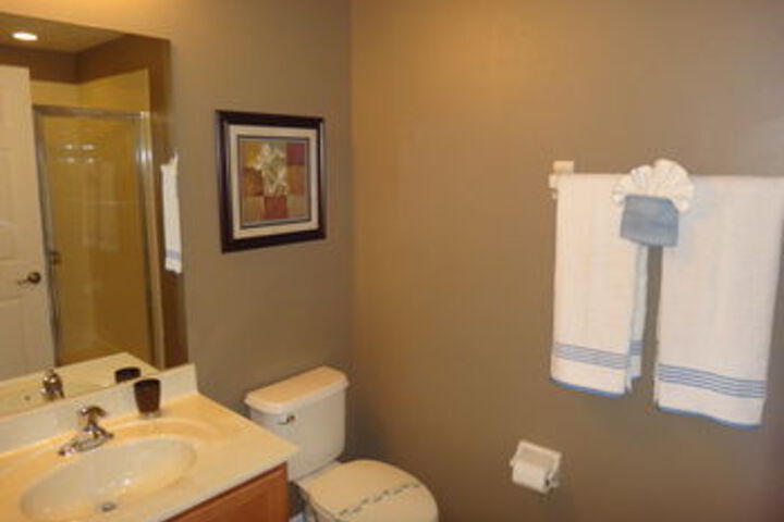 Room 6 of 268