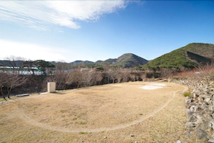Property Grounds 6 of 35