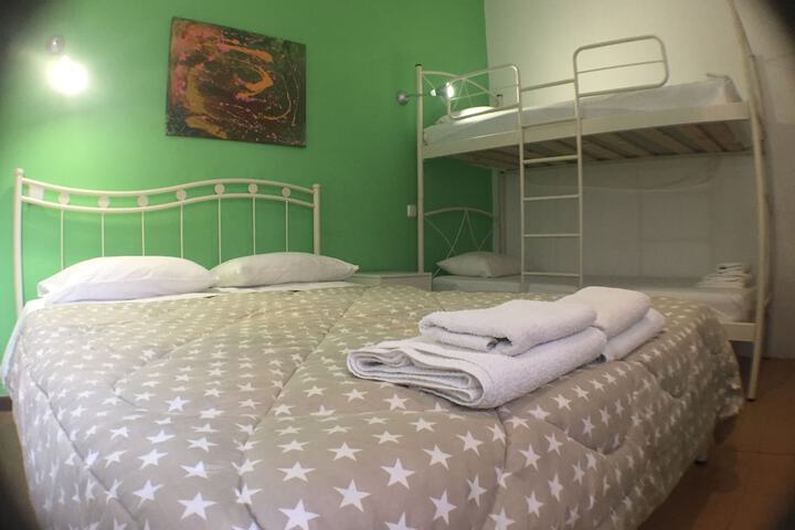 Room 5 of 72