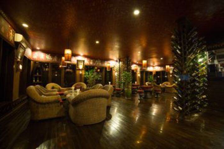 Lounge 59 of 107
