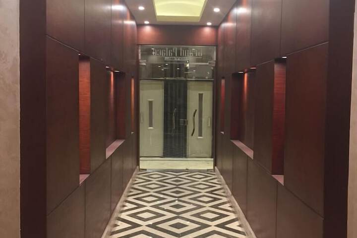 Ballroom/Hall 20 of 29