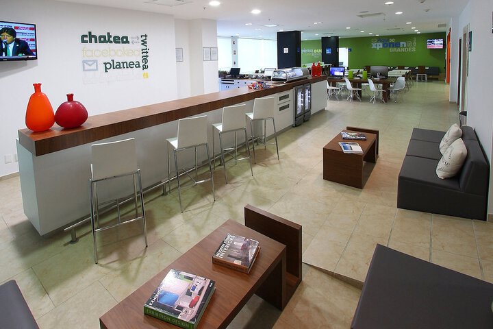 Guest Lobby