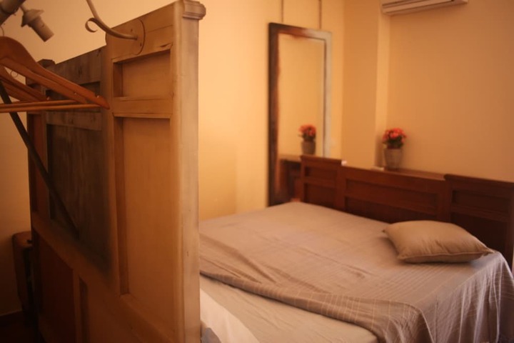Room 8 of 21