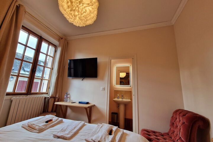 Room 26 of 68