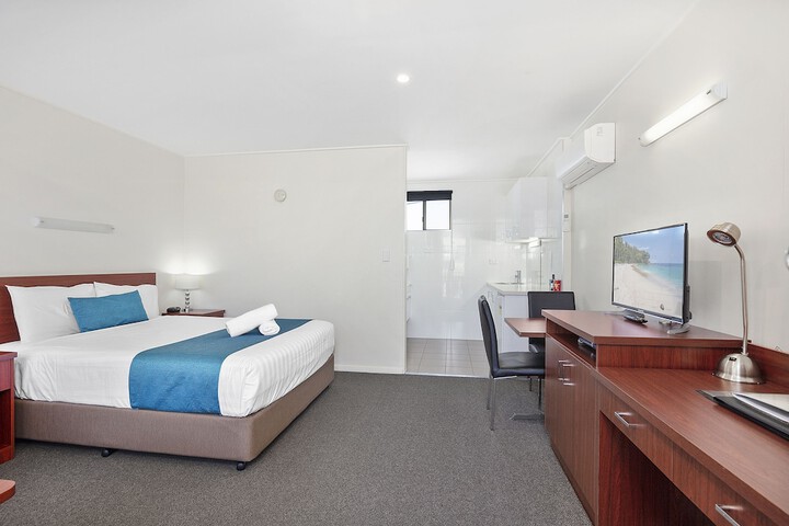 Room 10 of 92