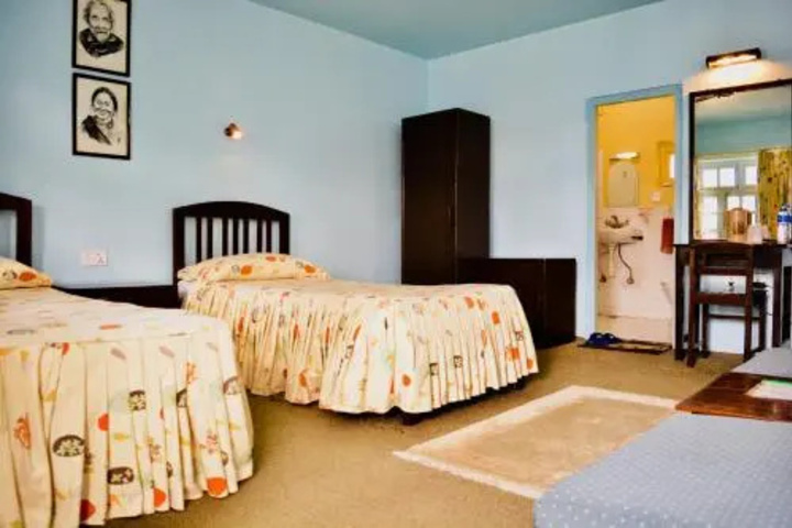 Room 6 of 21