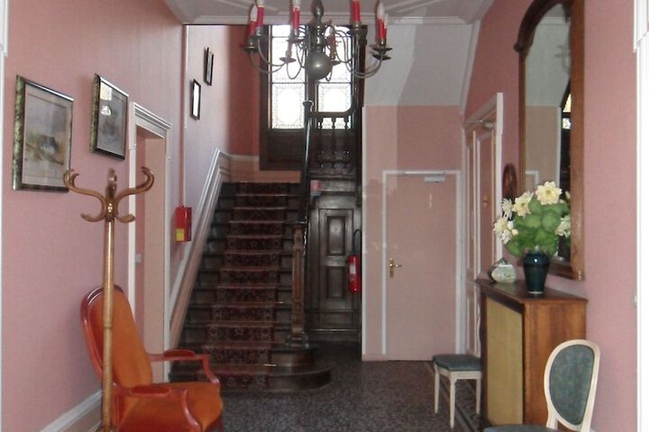 Hotel 2 of 23