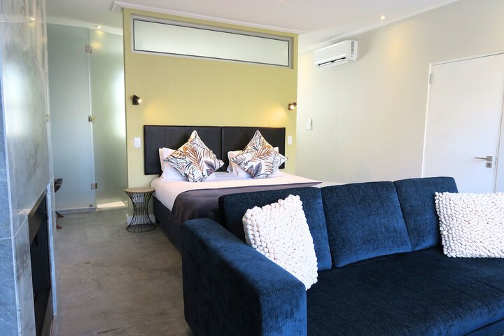 Room 48 of 146