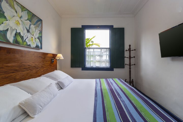 Room 21 of 104