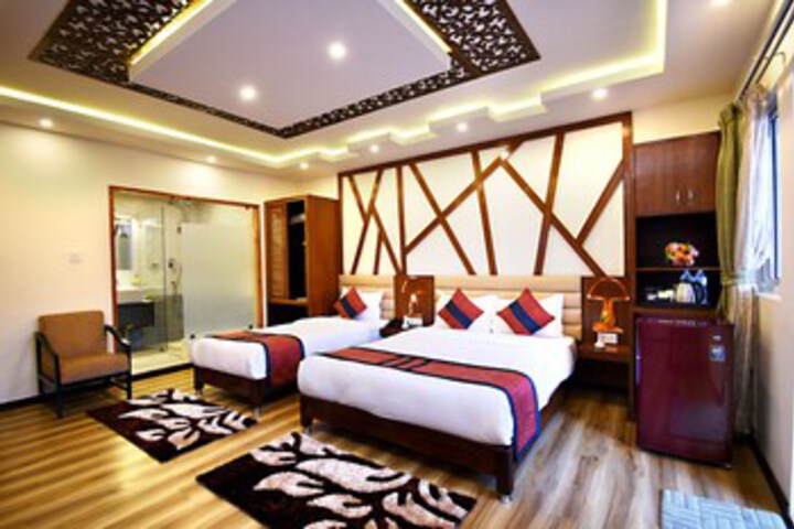 Room 76 of 339