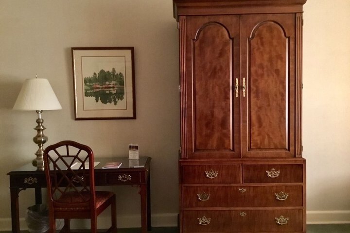 Room 15 of 72