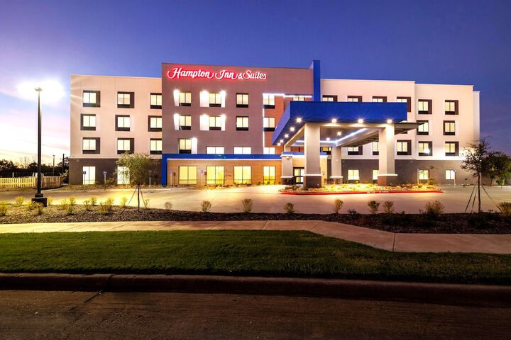 Hampton Inn &  Suites Sherman in Sherman, TX