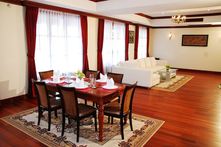 Room 9 of 52