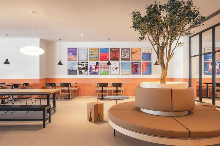 Breakfast area