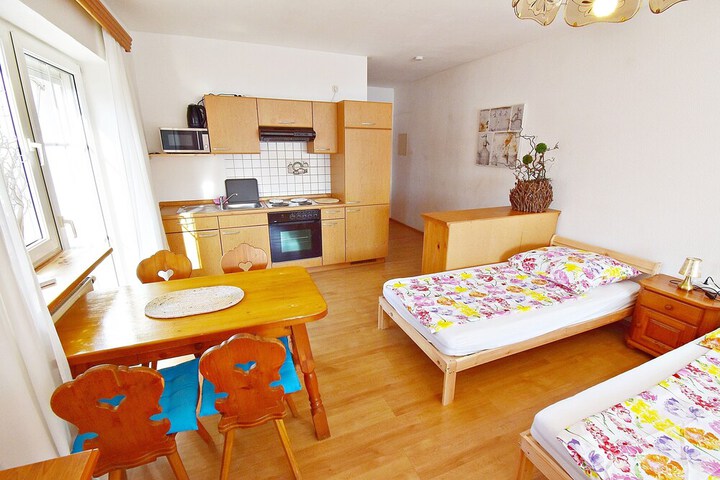 Room 44 of 86