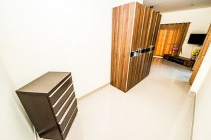 Room 10 of 53