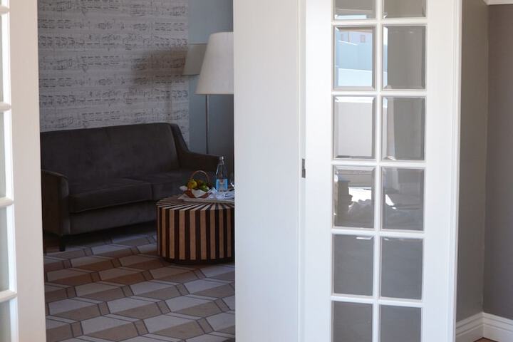 Room 41 of 117