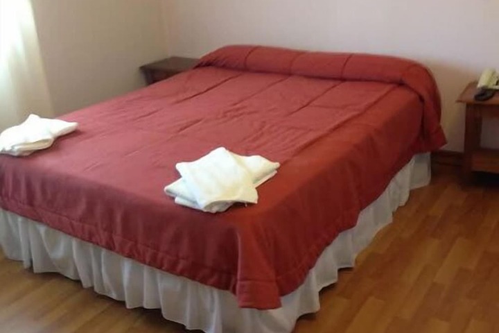 Room 35 of 104
