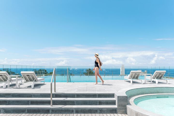 Sundeck 67 of 69