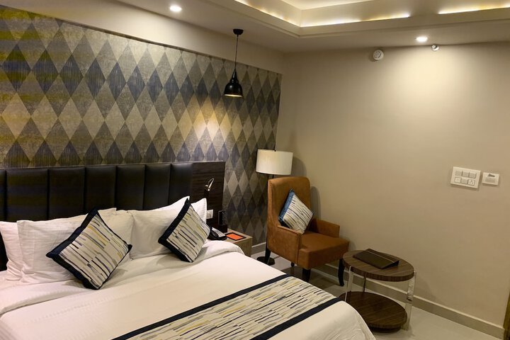 Room 17 of 52
