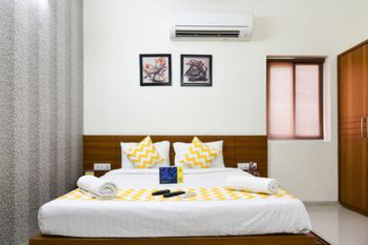 Room 4 of 20