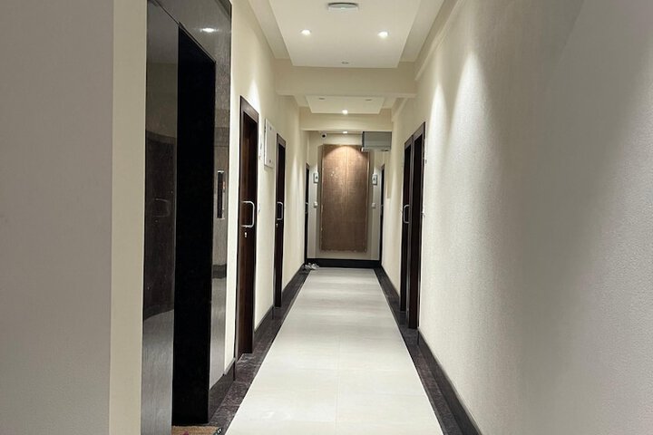 Room 12 of 21