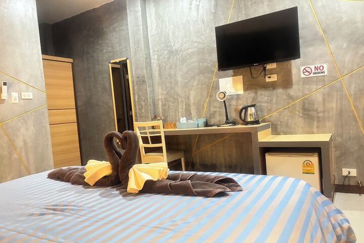 Room 14 of 71