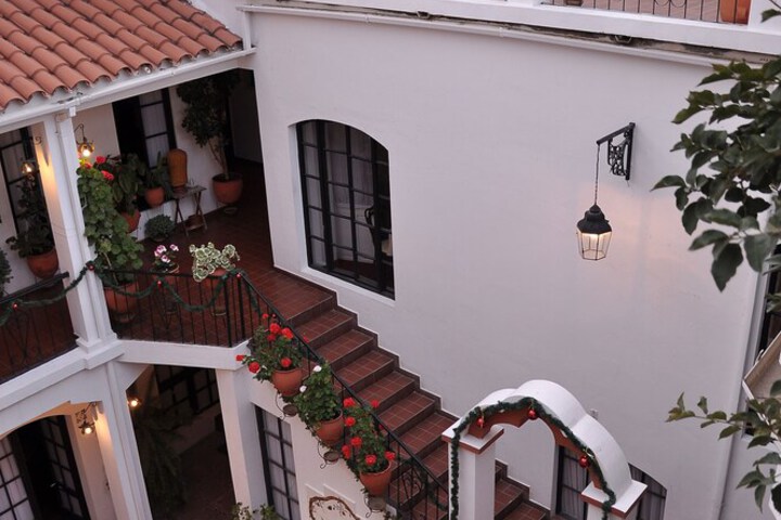 Hotel Exterior 68 of 70