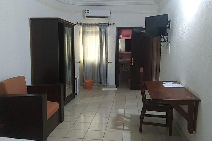 Room 54 of 156