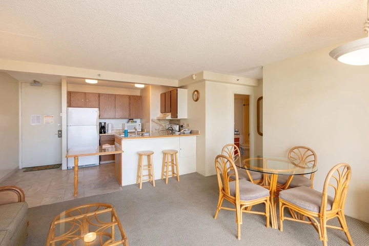 Image of Waikiki Sunset Suite 2404