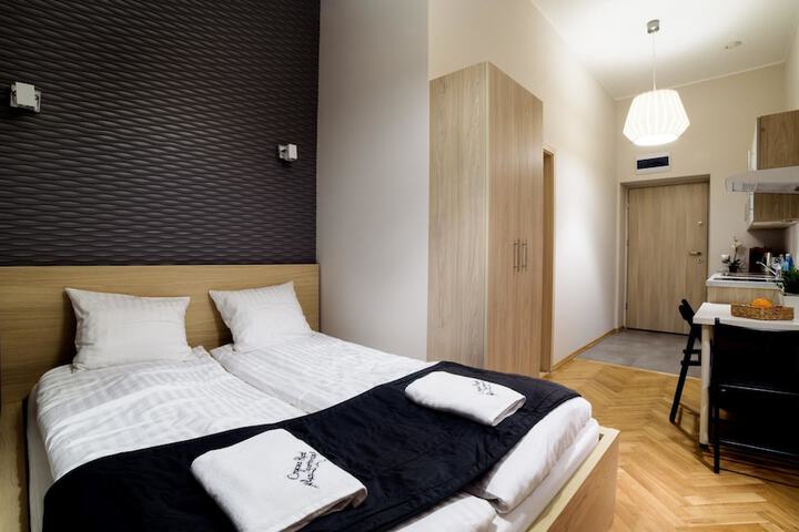 Room 20 of 84