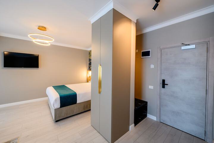 Room 18 of 70