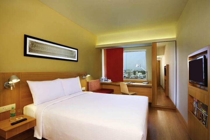 Room 20 of 97