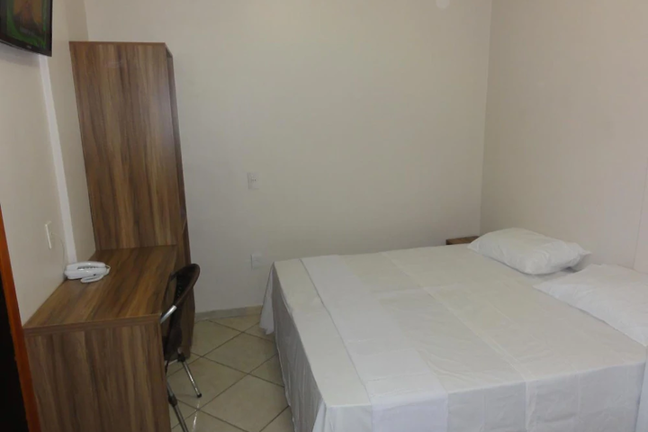 Room 3 of 5