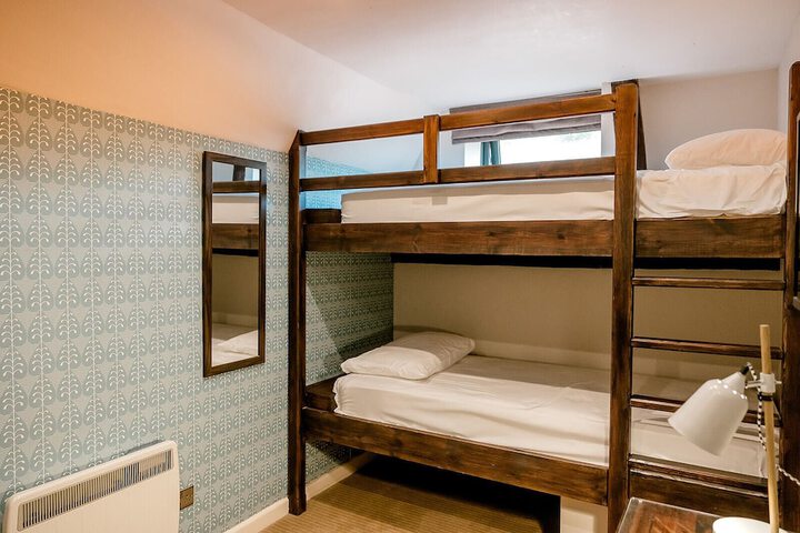 Room 75 of 106