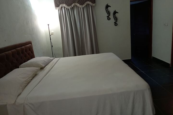 Room 16 of 52