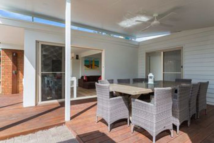 Terrace/Patio 14 of 15