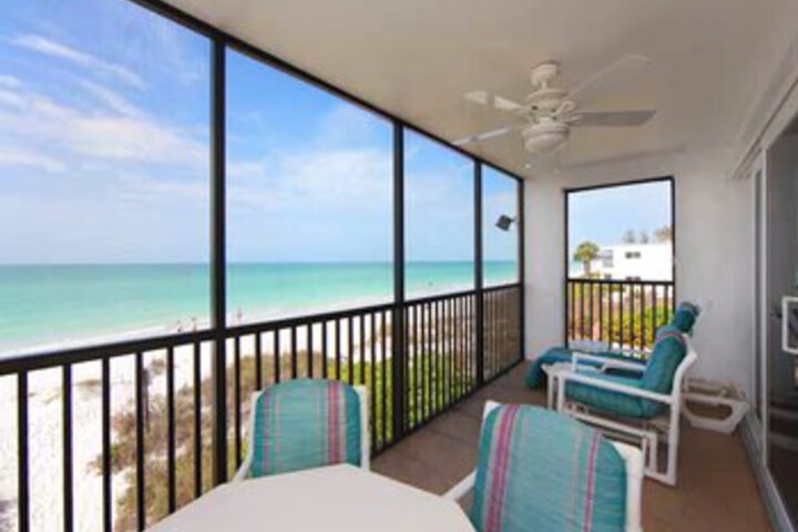Sunset Terrace 109